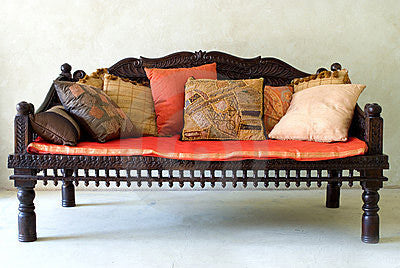 Babur Sofa