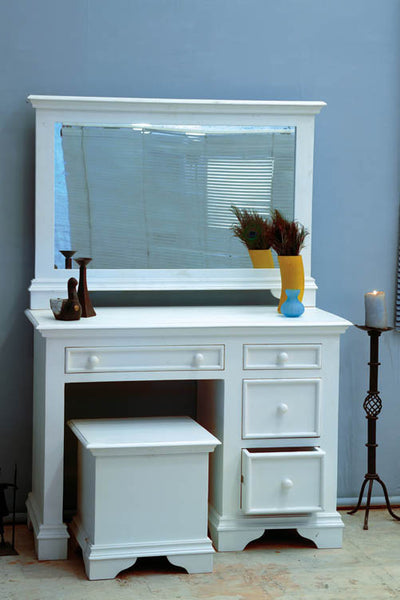 Ariel Dresser Set